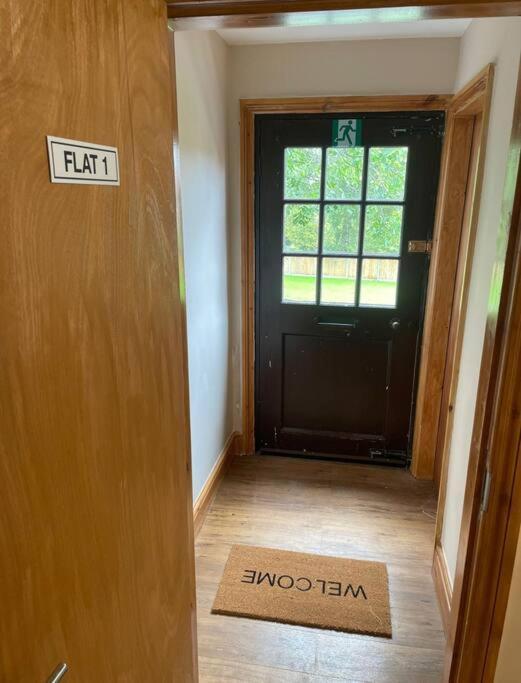 Netherton Studio Apartment 2 Rhôs-on-Sea エクステリア 写真